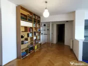Apartament 3 camere, decomandat, etaj 6, bloc Casa Cărții 