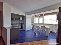 Apartament 3 camere, decomandat, etaj 6, bloc Casa Cărții