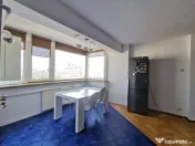 Apartament 3 camere, decomandat, etaj 6, bloc Casa Cărții 