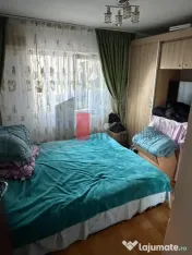 Apartament cu trei camere de vanzare-Crangasi-loc de parcare 