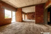 Casă finisată + casă în construcție, la același preț! 