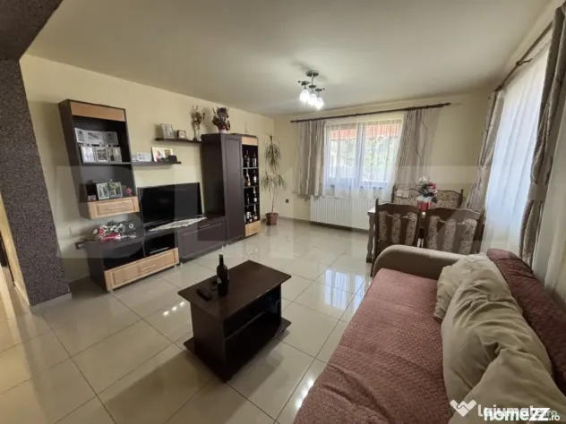 Casa de vanzare, 3 camere, zona linistita-Zalau