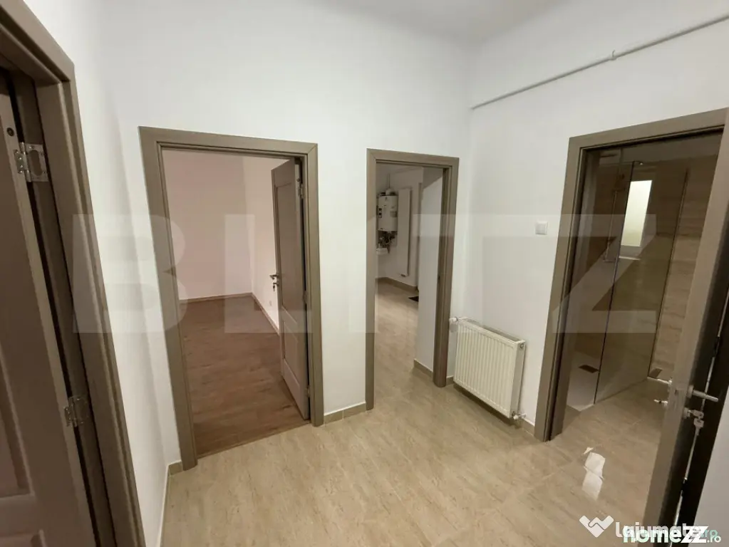 Spatiu central, 3 incaperi, 65 mp, prima închiriere – 21