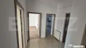 Spatiu central, 3 incaperi, 65 mp, prima închiriere – 21 