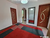 Apartament 3 camere, situat în Târgu Jiu, Str. G-ral Chris 