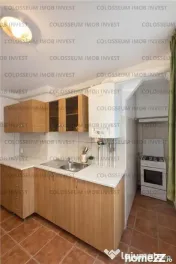 Apart 2 camere, decomandat, etaj 2/4, mobilat, utilat, zona Judetean! 