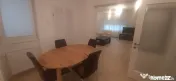 Zona Parc, apartament la casa 