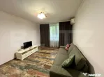 Apartament cu 2 camere, parter, centrala si AC, zona central