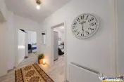 Pe 2 niveluri, Penthouse modern la bulevard, parcare, boxa, 