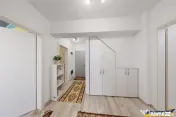 Pe 2 niveluri, Penthouse modern la bulevard, parcare, boxa, 
