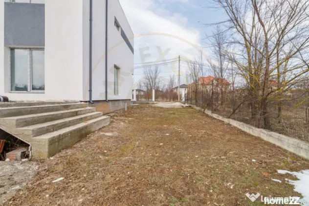 Casa Corbeanca ,curte generoasa, terasa si loc de parcare