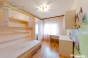 Apartament cu 3 camere si centrală proprie, zona Alfa, Arad 