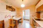 Apartament cu 3 camere si centrală proprie, zona Alfa, Arad 