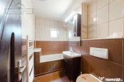 Apartament cu 3 camere si centrală proprie, zona Alfa, Arad 