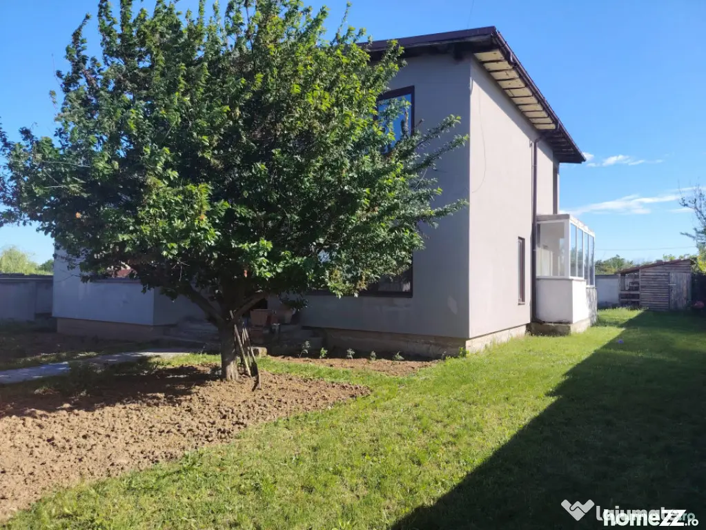 Casă de vânzare – Aeroport/Spitalul Nou Județean