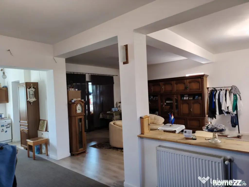 Casă de vânzare – Aeroport/Spitalul Nou Județean