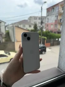 Telefon iPhone 15 plus