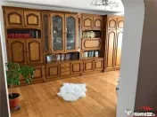 Apartament 3 camere, zona Centrala , etaj 4, renovat si mobi 