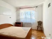 Apartament cu 3 camere de închiriat în zona Cantemir 
