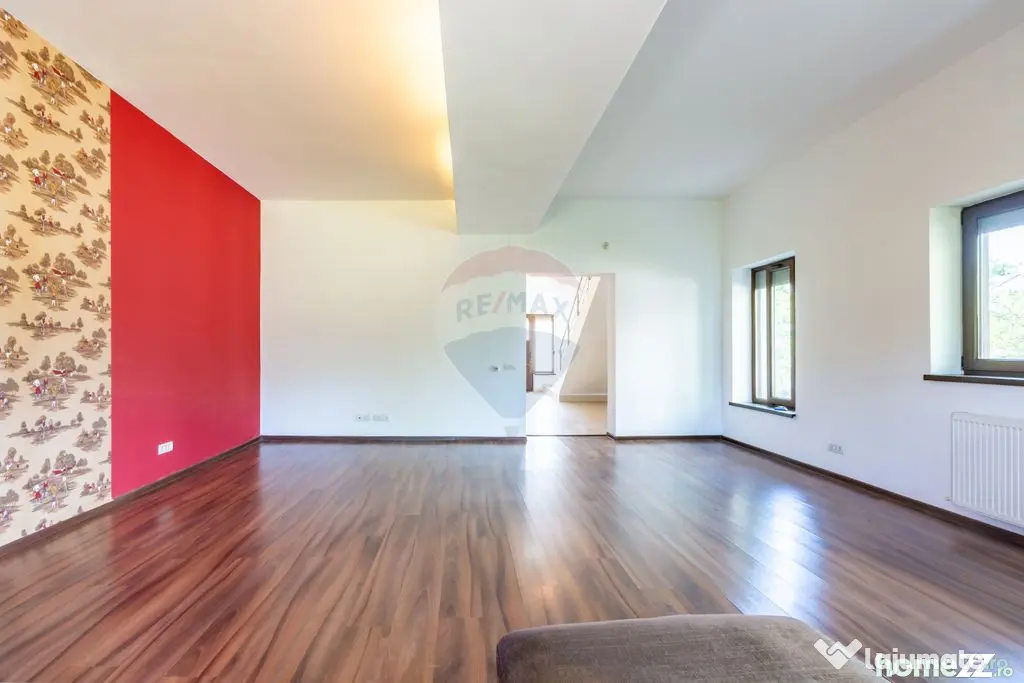Casă / Vilă cu 5 camere de vânzare Alexandriei/Ion Conea