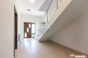 Casă / Vilă cu 5 camere de vânzare Alexandriei/Ion Conea