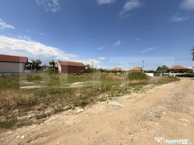 Teren intravilan 400 mp, front 16 m, toate utilitățile, Po