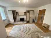 Garsoniera, 32 mp, etaj intermediar, la cheie, cu garaj, Mă 