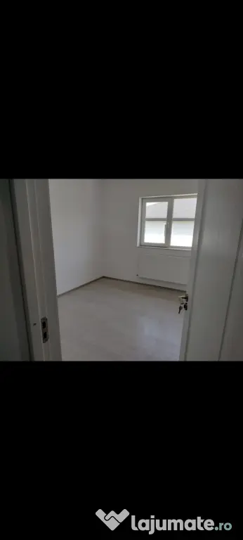Proprietar vând 1/2 casa duplex Visani Iași