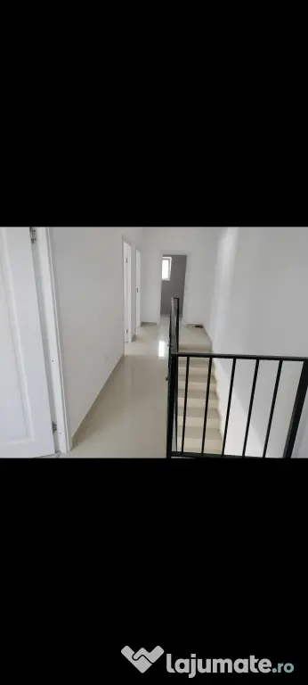 Proprietar vând 1/2 casa duplex Visani Iași