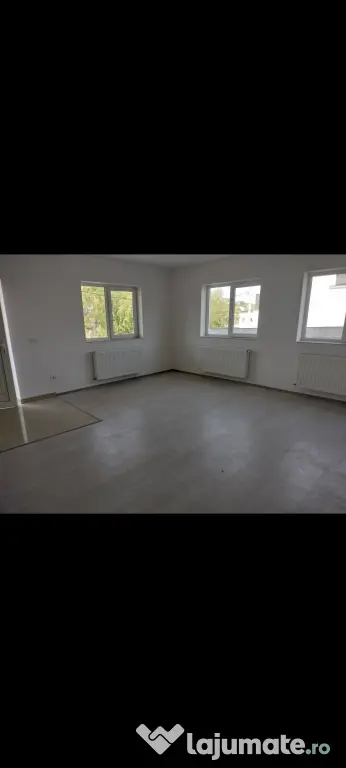 Proprietar vând 1/2 casa duplex Visani Iași