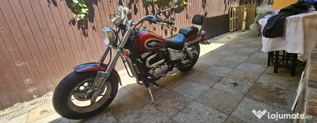 SUZUKI Marauder