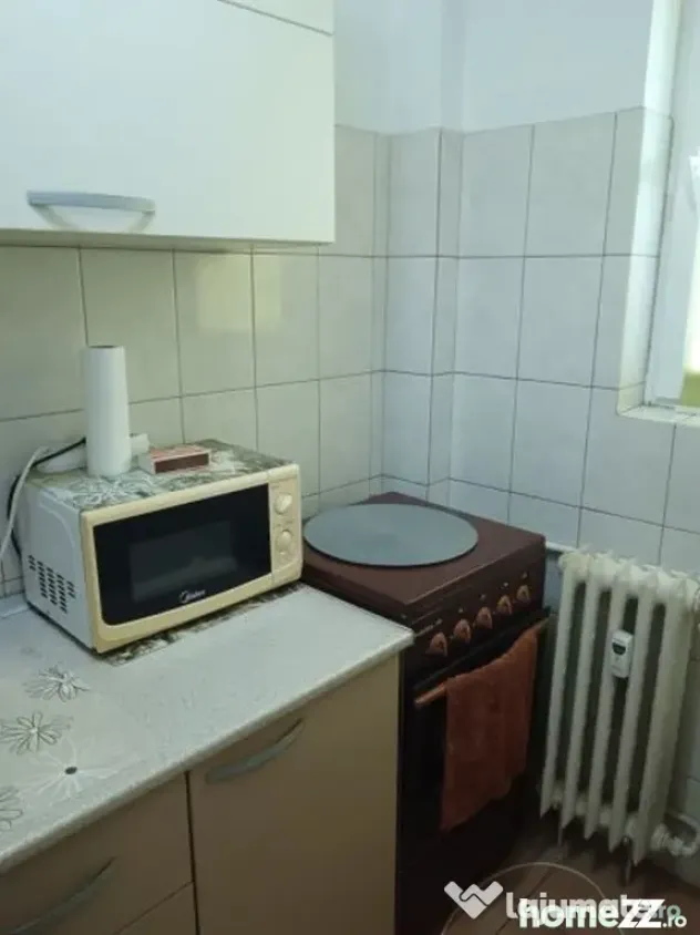 Dristor etaj 4 semidecomandat