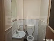 Apartament generos de vanzare 
