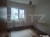 Apartament generos de vanzare 