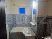 Apartament generos de vanzare 