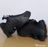 Nike Shox R4, noi, in cutie 