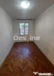 Apartament 3 camere, parter, Nord 