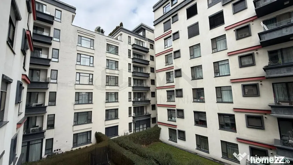 Apartament spatios Laguna Residence