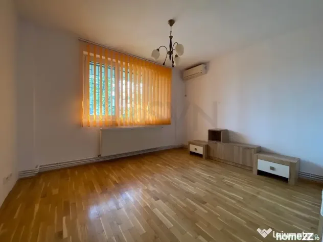 Apartament 3 camere - centrala proprie - Chibrit