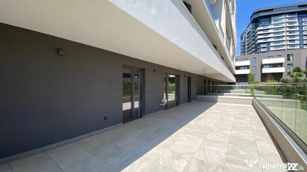 Apartament cu terasa generoasa - 3 camere finisat