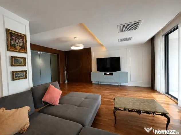 Apartament de 4 camere mobilat Iancu Nicolae parcare piscina