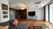 Apartament de 4 camere mobilat Iancu Nicolae parcare piscina 