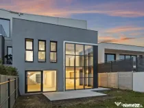 Casa 5 camere moderna cu curte Pipera