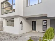 Casa 5 camere moderna cu curte Pipera 
