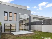 Casa 5 camere moderna cu curte Pipera 