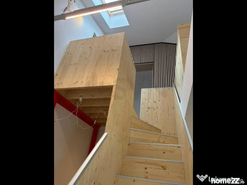 Casa reconsolidata si renovata complet - Mosilor - Traian