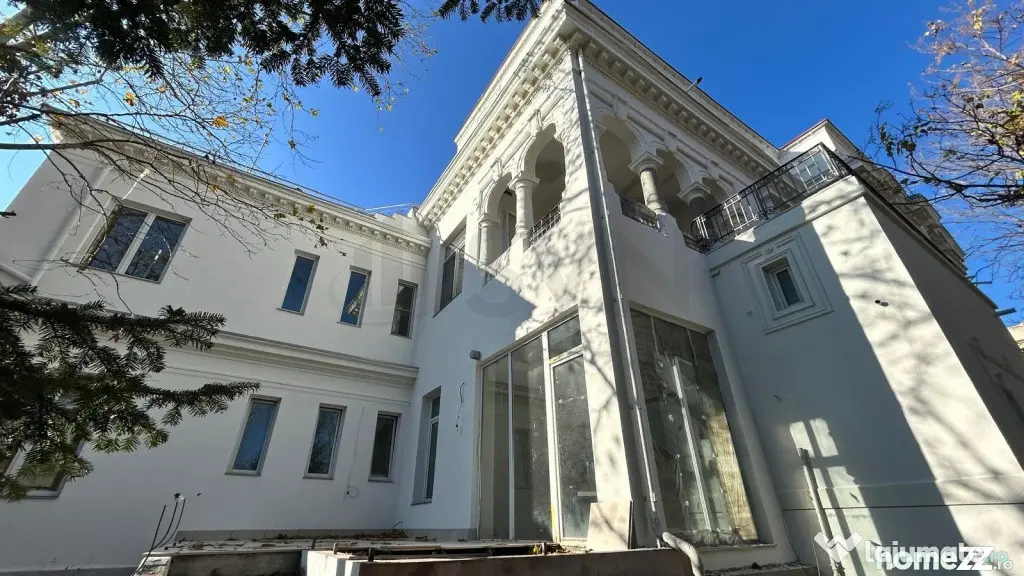 VILA IMPRESIONANTA l PRETABIL AMBASADA l RENOVATA l CURTE...
