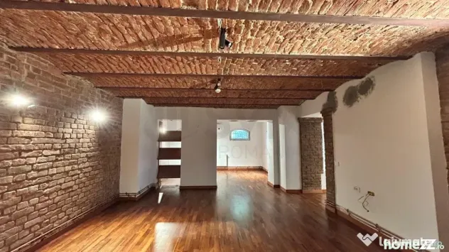 VILA IMPRESIONANTA l PRETABIL AMBASADA l RENOVATA l CURTE...