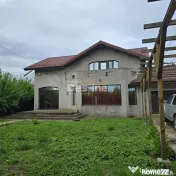 CASA / VILA DE VANZARE 