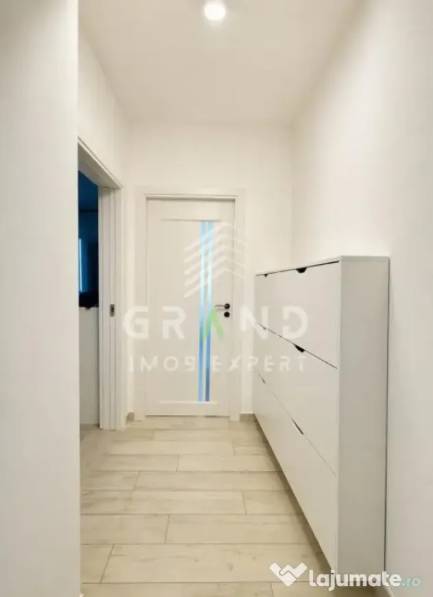 NOU PE PIATA | 3 camere | 70 mp+balcon 8 mp | Parcare | zona
